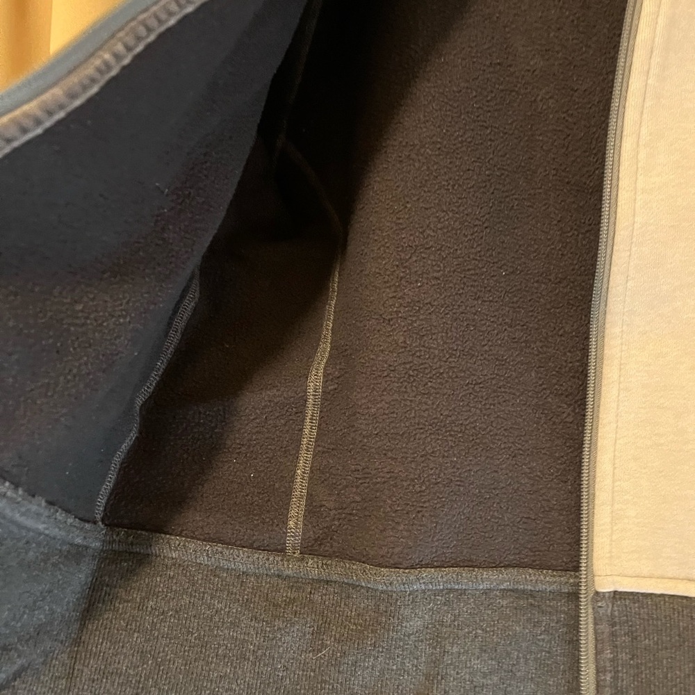 Lululemon jacket - Picture 3 of 7